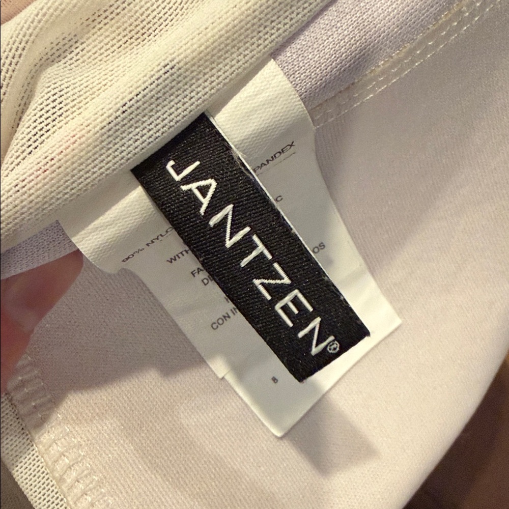 Jantzen Black and White Floral Bikini Top - Picture 2 of 3